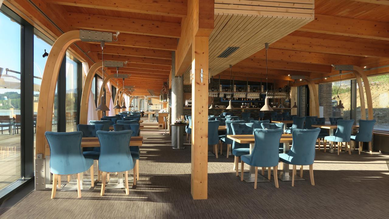 Marina Liptov Pri Liptovskej Mare Hotell Bobrovník Exteriör bild